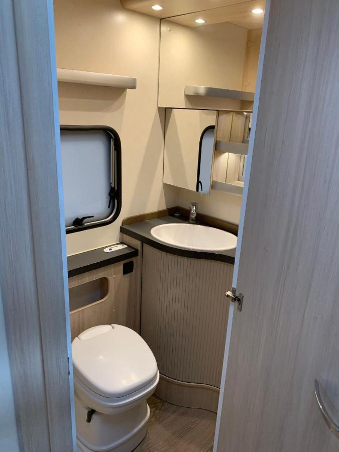 Przyczepy Kempingowe Vip - Osrodek Na Klifie Village - Hel Helska 11 ภายนอก รูปภาพ