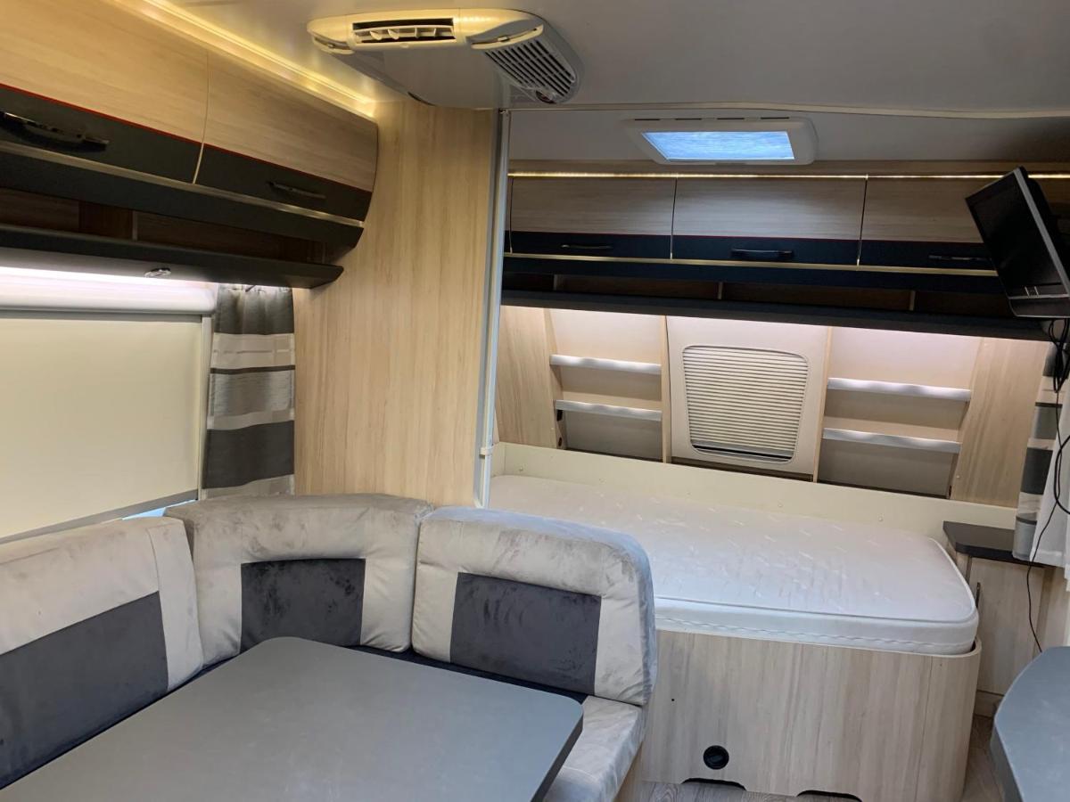 Przyczepy Kempingowe Vip - Osrodek Na Klifie Village - Hel Helska 11 ภายนอก รูปภาพ