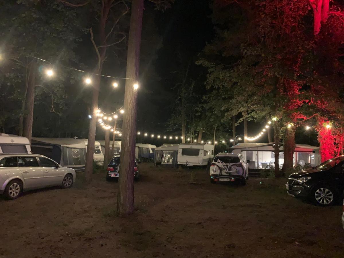 Przyczepy Kempingowe Vip - Osrodek Na Klifie Village - Hel Helska 11 ภายนอก รูปภาพ