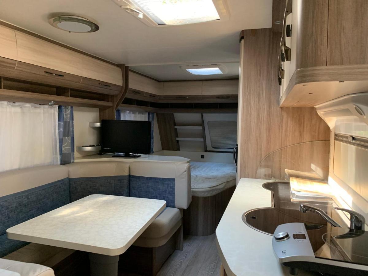 Przyczepy Kempingowe Vip - Osrodek Na Klifie Village - Hel Helska 11 ภายนอก รูปภาพ