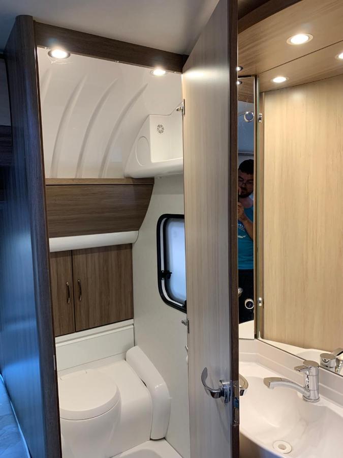 Przyczepy Kempingowe Vip - Osrodek Na Klifie Village - Hel Helska 11 ภายนอก รูปภาพ