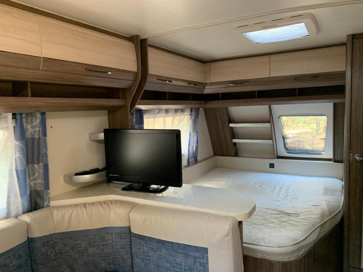 Przyczepy Kempingowe Vip - Osrodek Na Klifie Village - Hel Helska 11 ภายนอก รูปภาพ