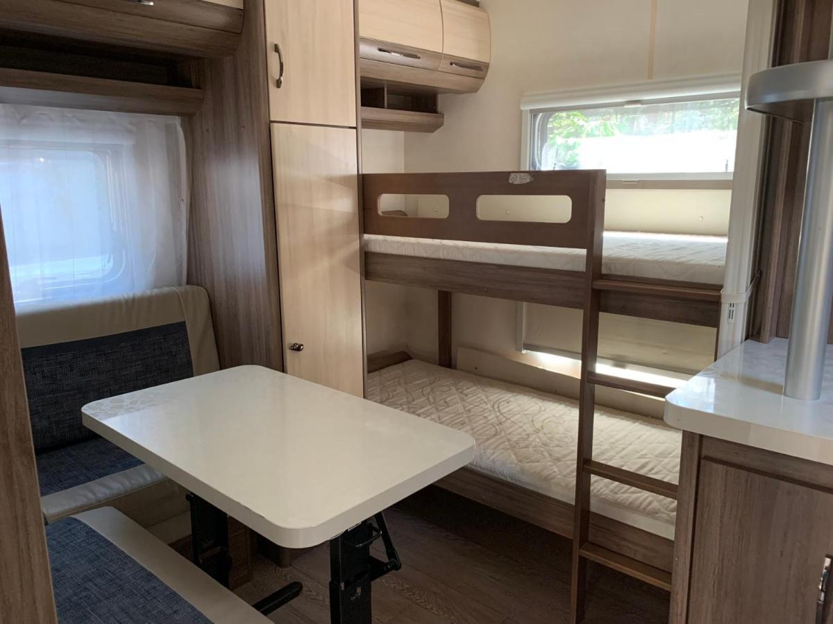 Przyczepy Kempingowe Vip - Osrodek Na Klifie Village - Hel Helska 11 ภายนอก รูปภาพ